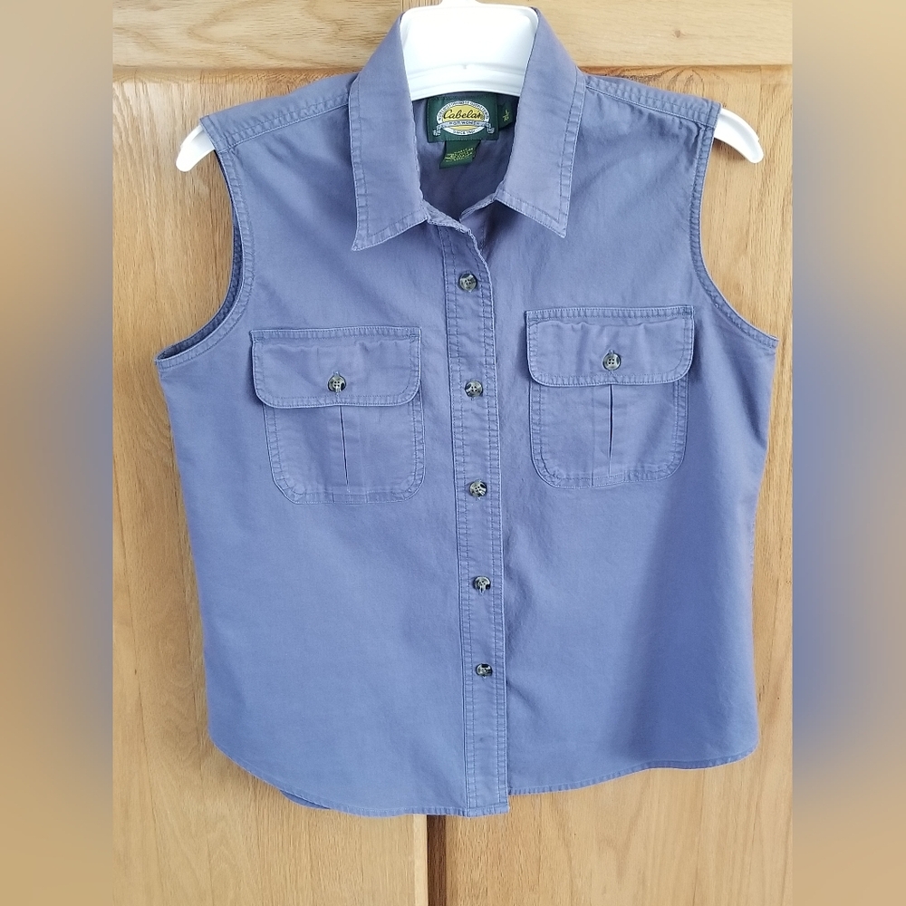 Cabela's sleeveless top